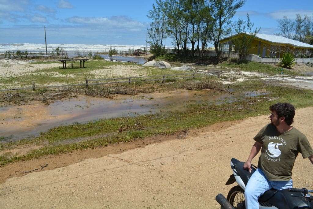 Balneário Esplanada é atingido por ressaca