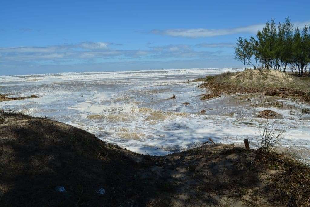 Balneário Esplanada é atingido por ressaca