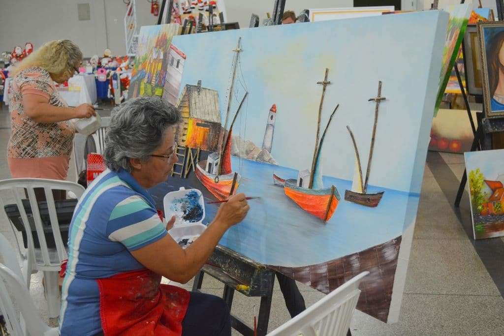 Exposição dos trabalhos da Escola Profissional segue até domingo