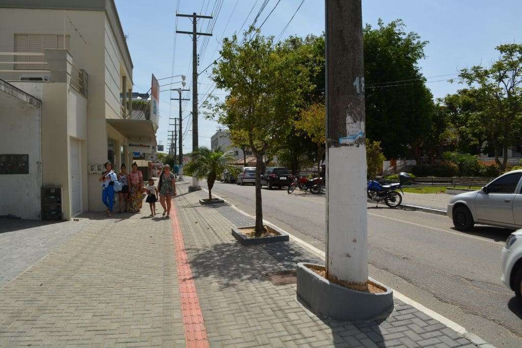 Horário de Natal: comércio aberto neste domingo