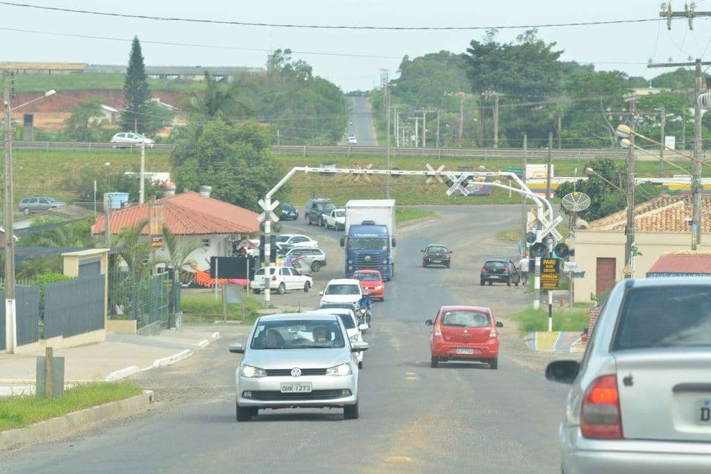 Filas começam a se formar na volta da Praia da Esplanada