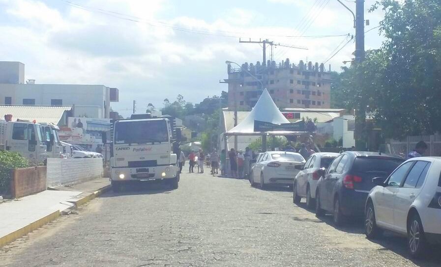 Movimento começa a aumentar na frente da Cermoful para Assembleia Geral