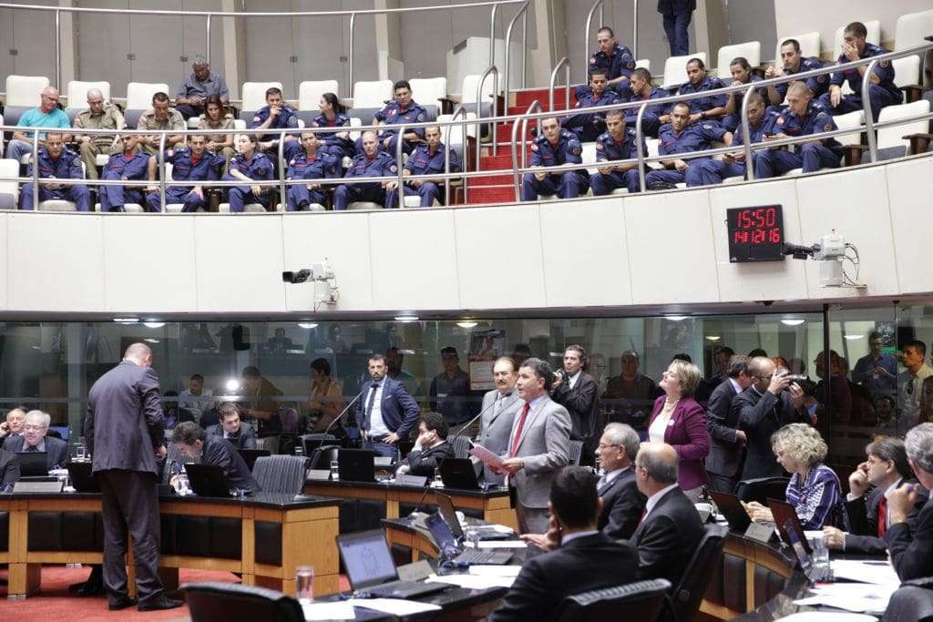 Recesso parlamentar na Assembleia Legislativa termina nesta terça-feira