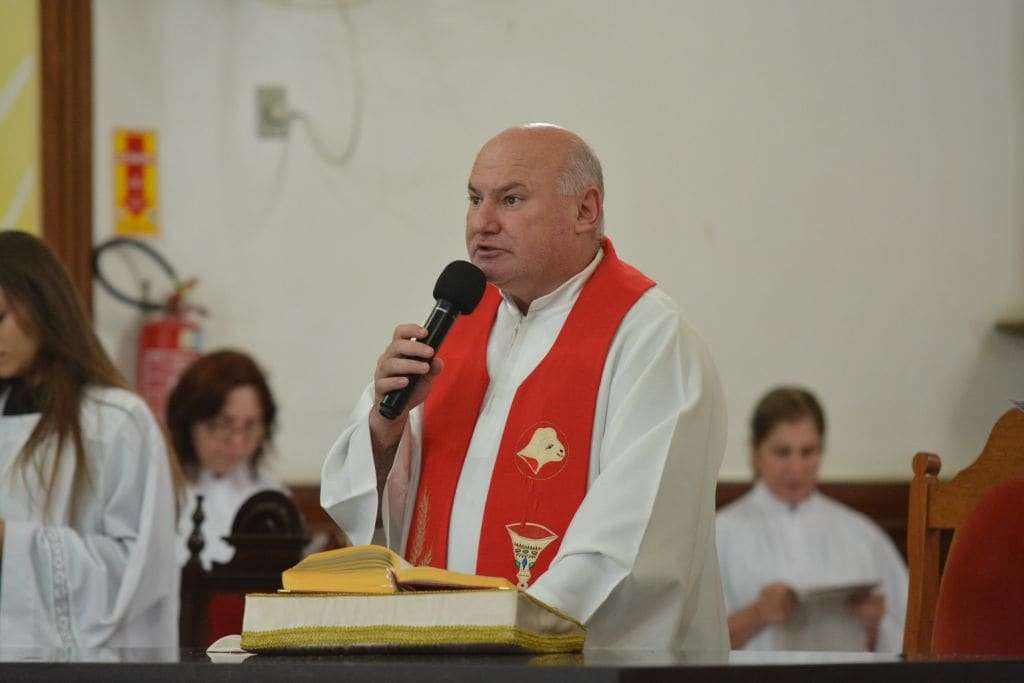 Padre Itamar Mazzucco deixa mensagem aos fiéis