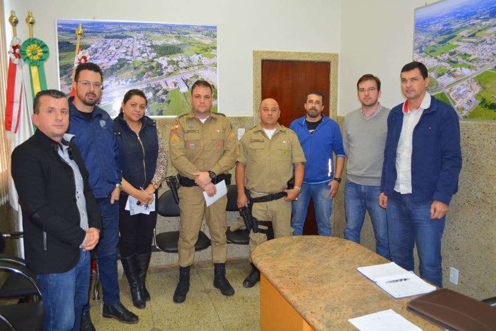 Prefeito se reúne com Polícias Militar e Civil para discutir segurança em Morro da Fumaça