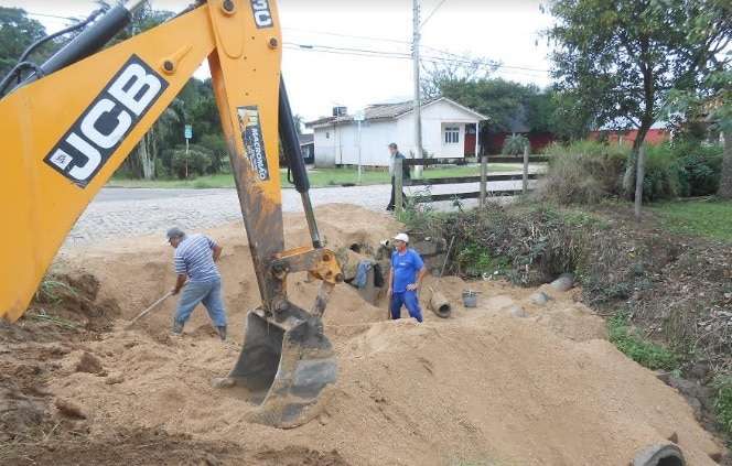 Prefeitura de Morro da Fumaça inicia recuperação das estradas do município