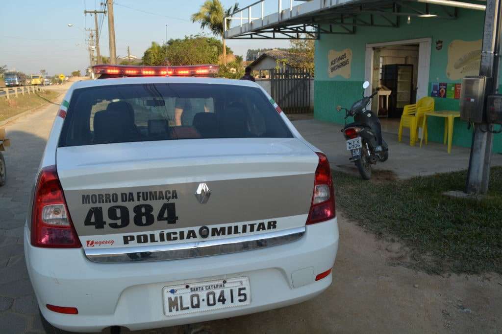 Com passagem pela polícia, jovem é preso com moto roubada