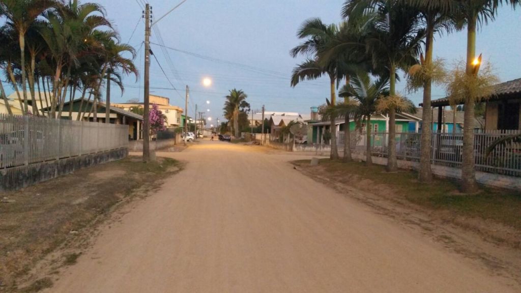 Duas ruas no Bairro De Costa e uma na Mina Fluorita serão pavimentadas