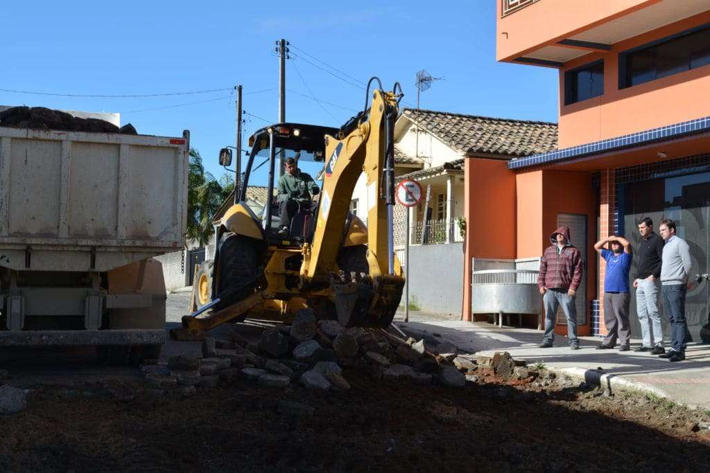 Rua Vanteiro Margotti recebe recuperação em Morro da Fumaça