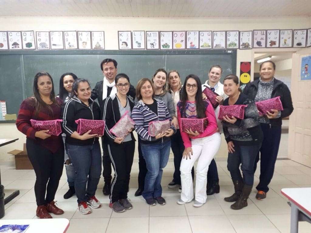 Curso profissionalizante traz possibilidade de renda extra aos participantes