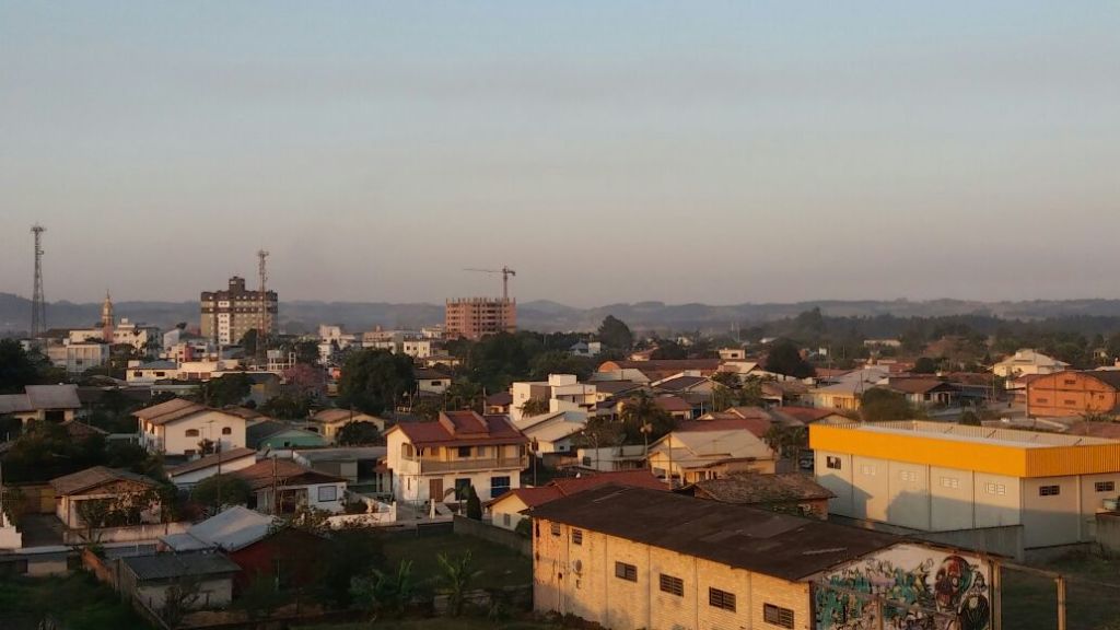 Moradores reclamam de forte odor em Morro da Fumaça