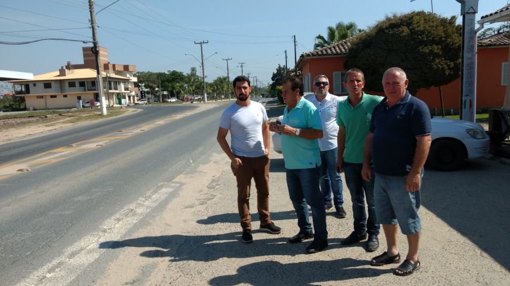 Vereadores pedem intervenção para colocação de faixas de pedestres elevadas