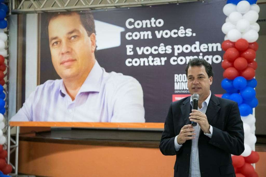 Deputado Rodrigo Minotto reúne lideranças de todo o Estado para prestação de contas