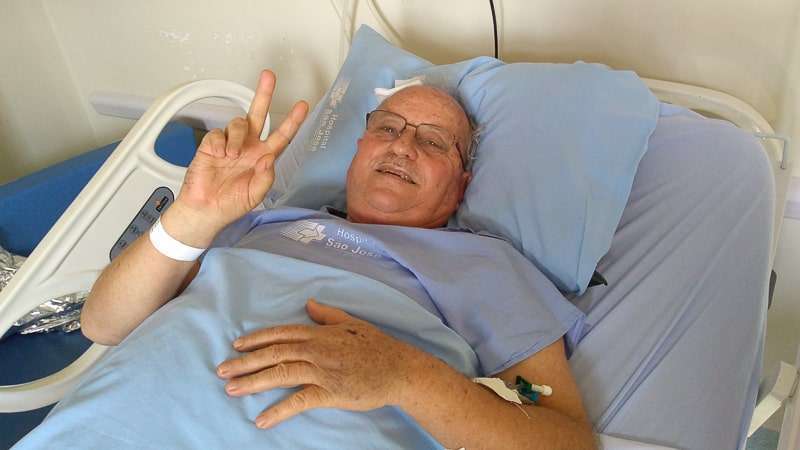 Padre Samiro mantém-se animado em vista de sua recuperação após acidente