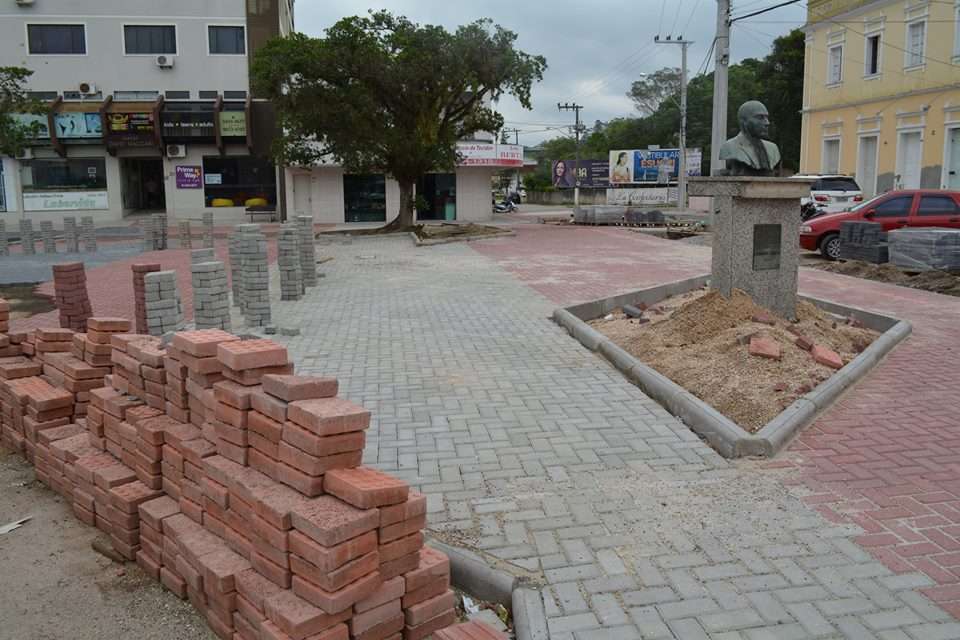 “A cidade agora tem um gestor que cobra”, desabafa Noi Coral sobre Rua 20 de Maio