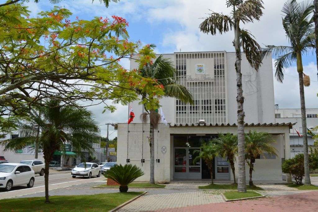 Morro da Fumaça ocupa apenas 50 dos 128 cargos comissionados existentes no Município