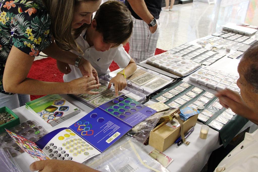 Shopping Della recebe primeiro encontro de colecionadores do ano