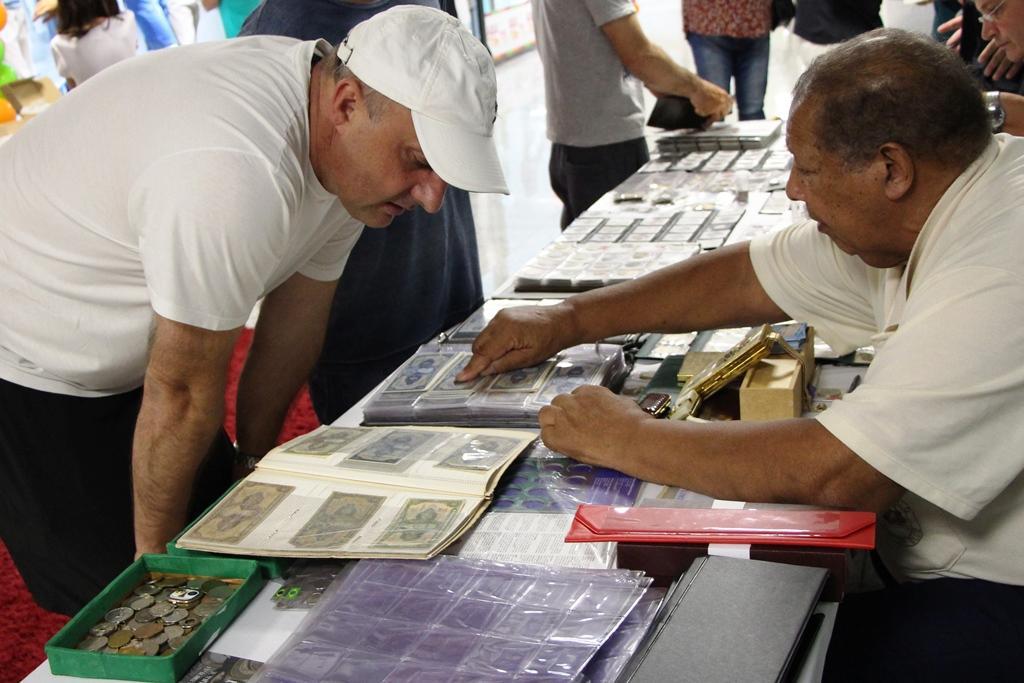 Shopping Della recebe primeiro encontro de colecionadores do ano