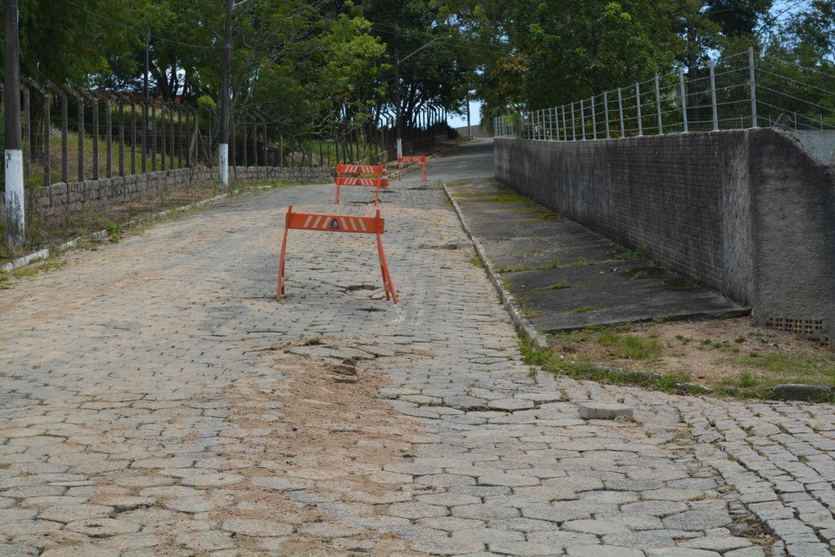 Rompimento de adutora deixa Morro da Fumaça sem água