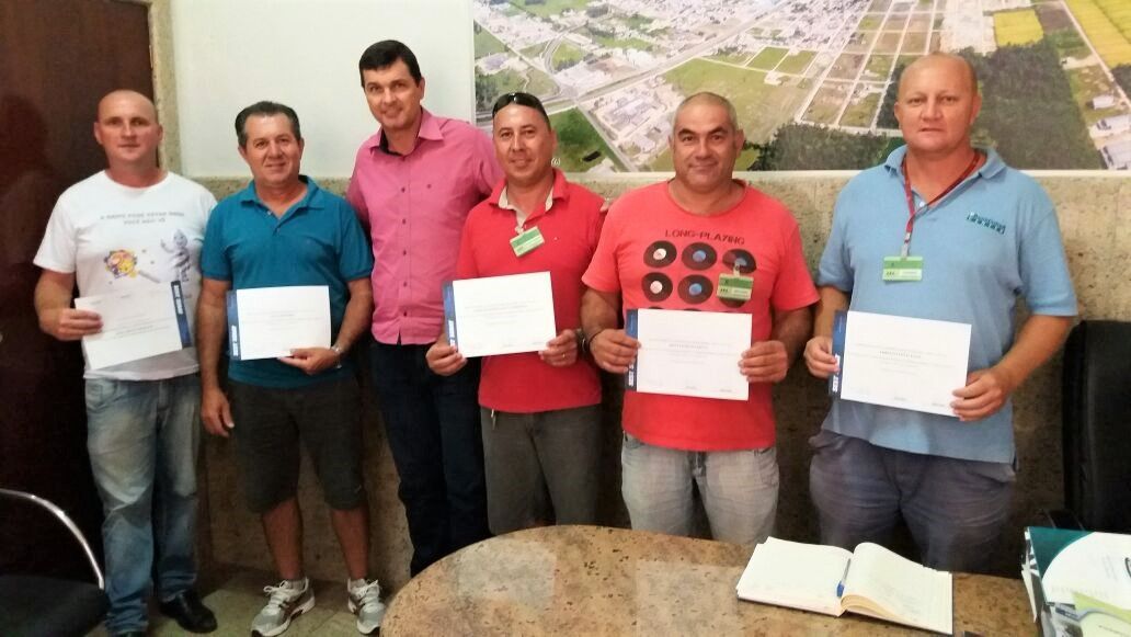 Motoristas participam do Curso de Direção Defensiva em Morro da Fumaça