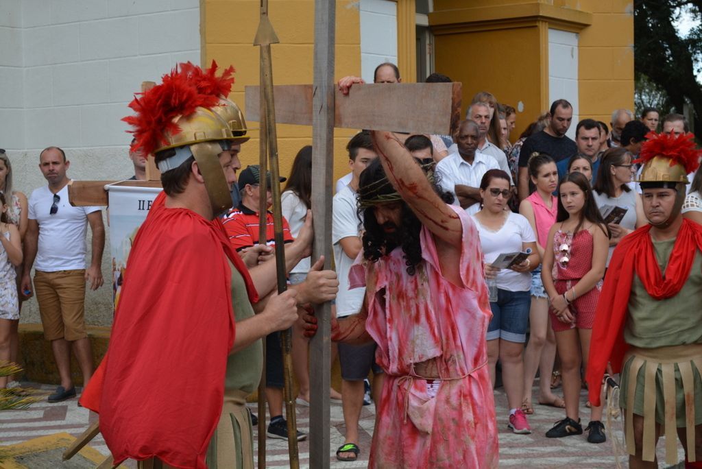 Procissão da Via Sacra marca Sexta-Feira da Paixão em Morro da Fumaça