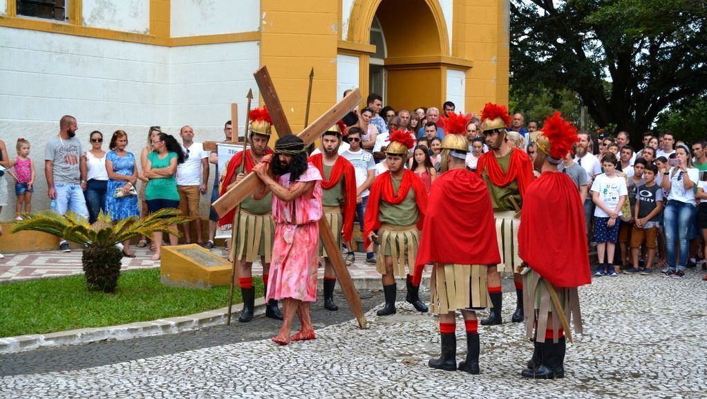 Procissão da Via Sacra marca Sexta-Feira da Paixão em Morro da Fumaça