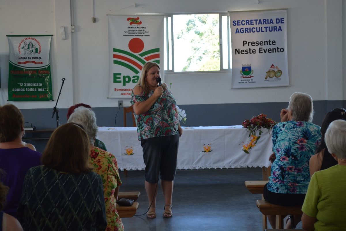 Agricultoras de Morro da Fumaça recebem homenagem pelo Dia Internacional da Mulher