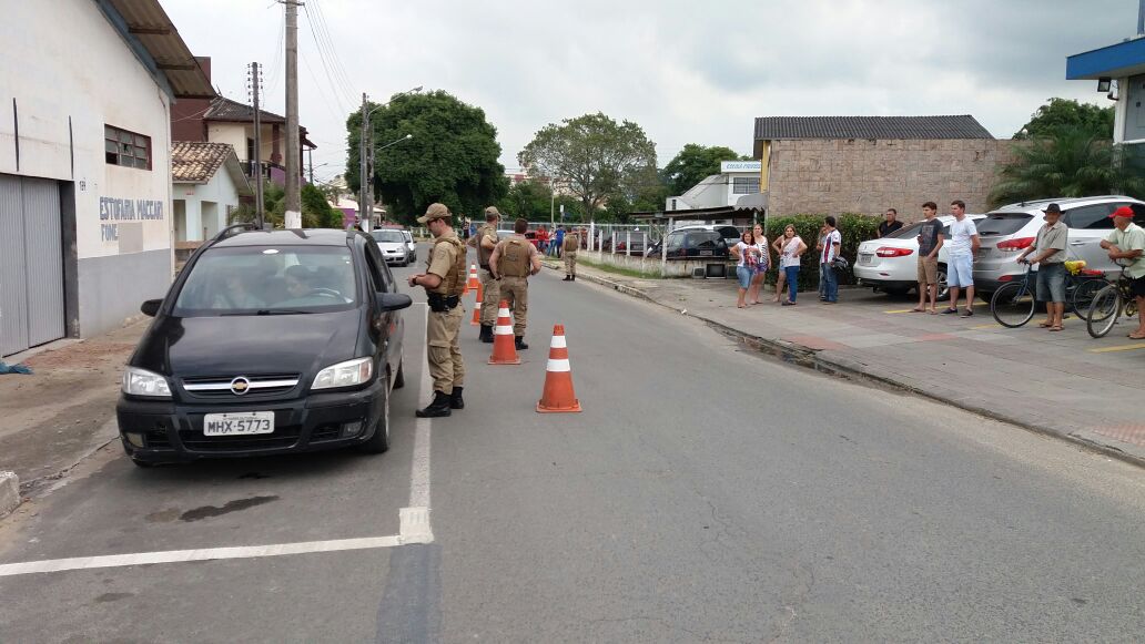 Força Policial desencadeia Operação Barreira em Morro da Fumaça