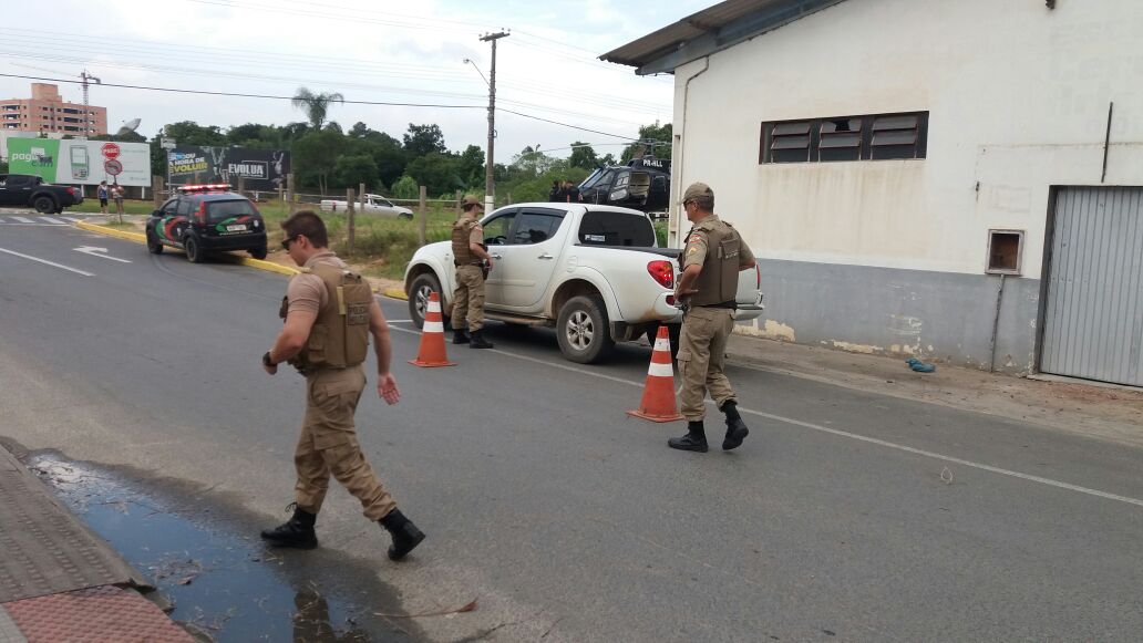 Força Policial desencadeia Operação Barreira em Morro da Fumaça