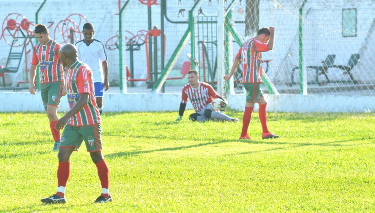 Rui Barbosa goleia em amistoso preparativo para a Larm