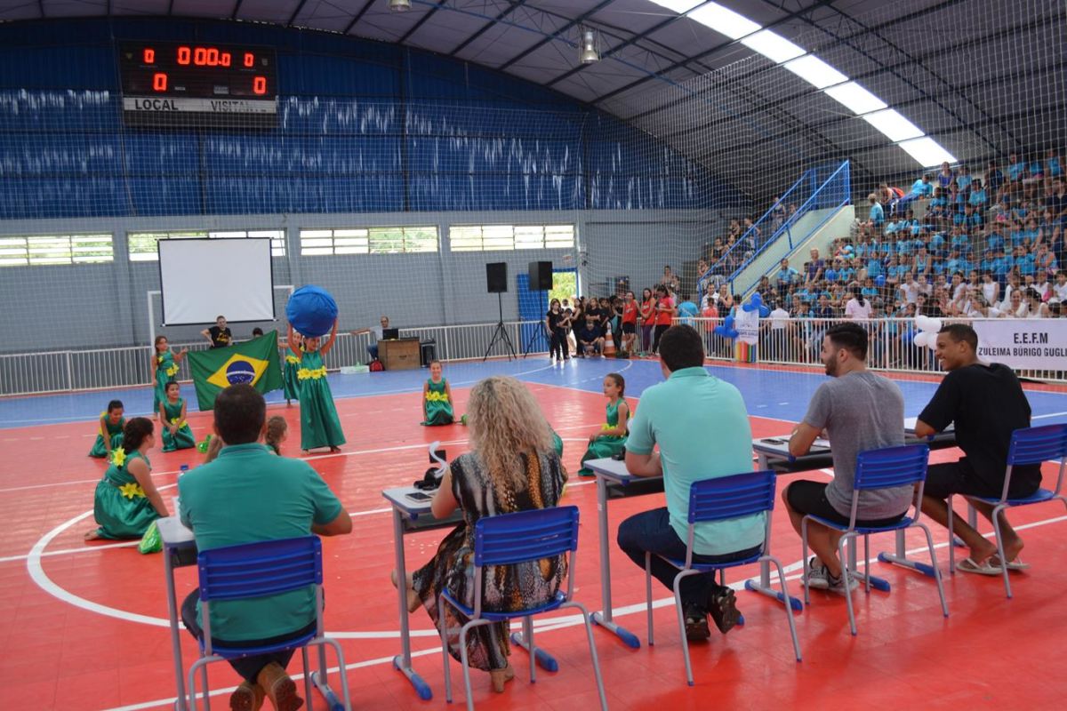 Gincana mobiliza os alunos e a comunidade escolar de Morro da Fumaça
