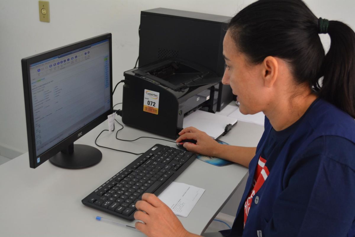Unidades de Saúde recebem ar-condicionado e novos computadores em Morro da Fumaça