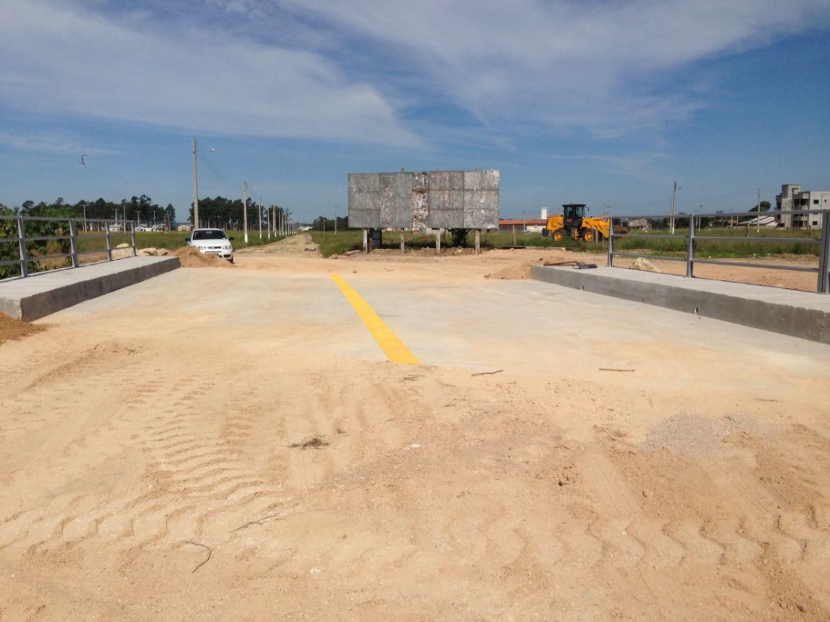 Ponte de acesso ao bairro Esperança é liberada para os veículos em Morro da Fumaça