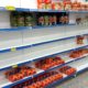 Supermercados mantém estoque, mas começam a faltar itens nas prateleiras