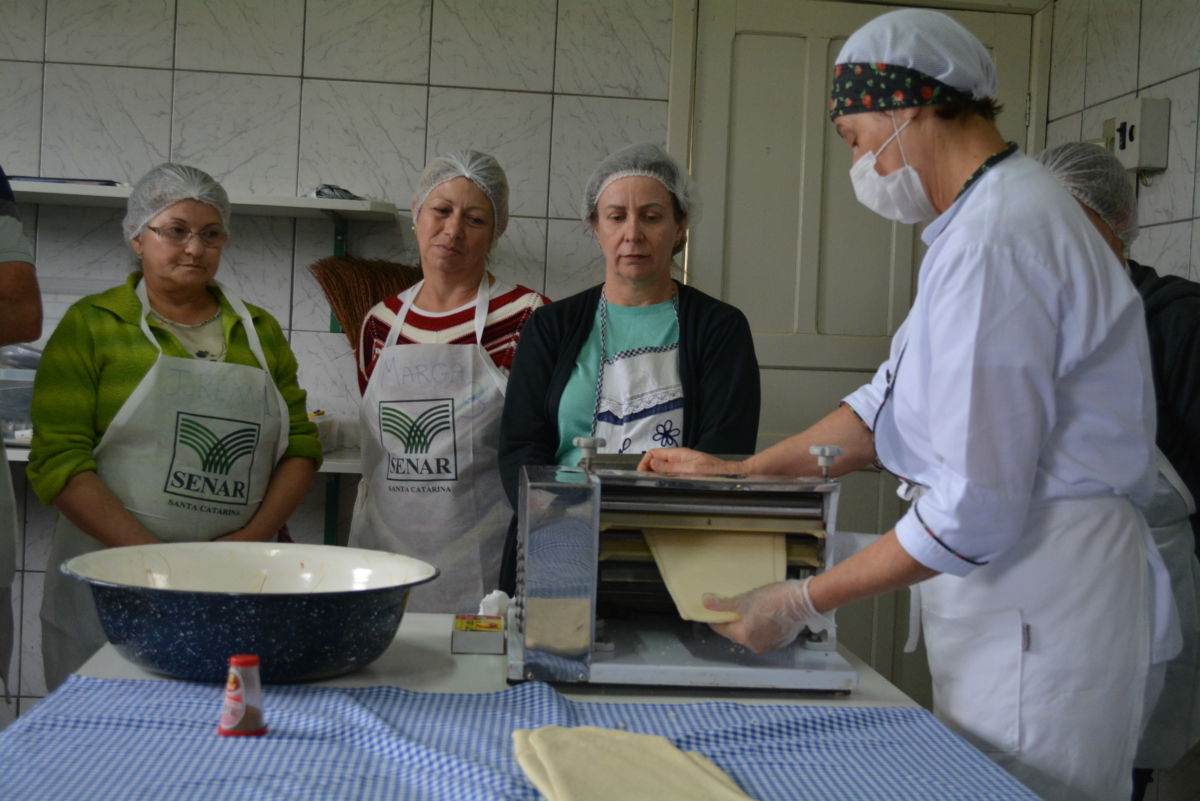 Agricultores de Morro da Fumaça recebem curso de massas