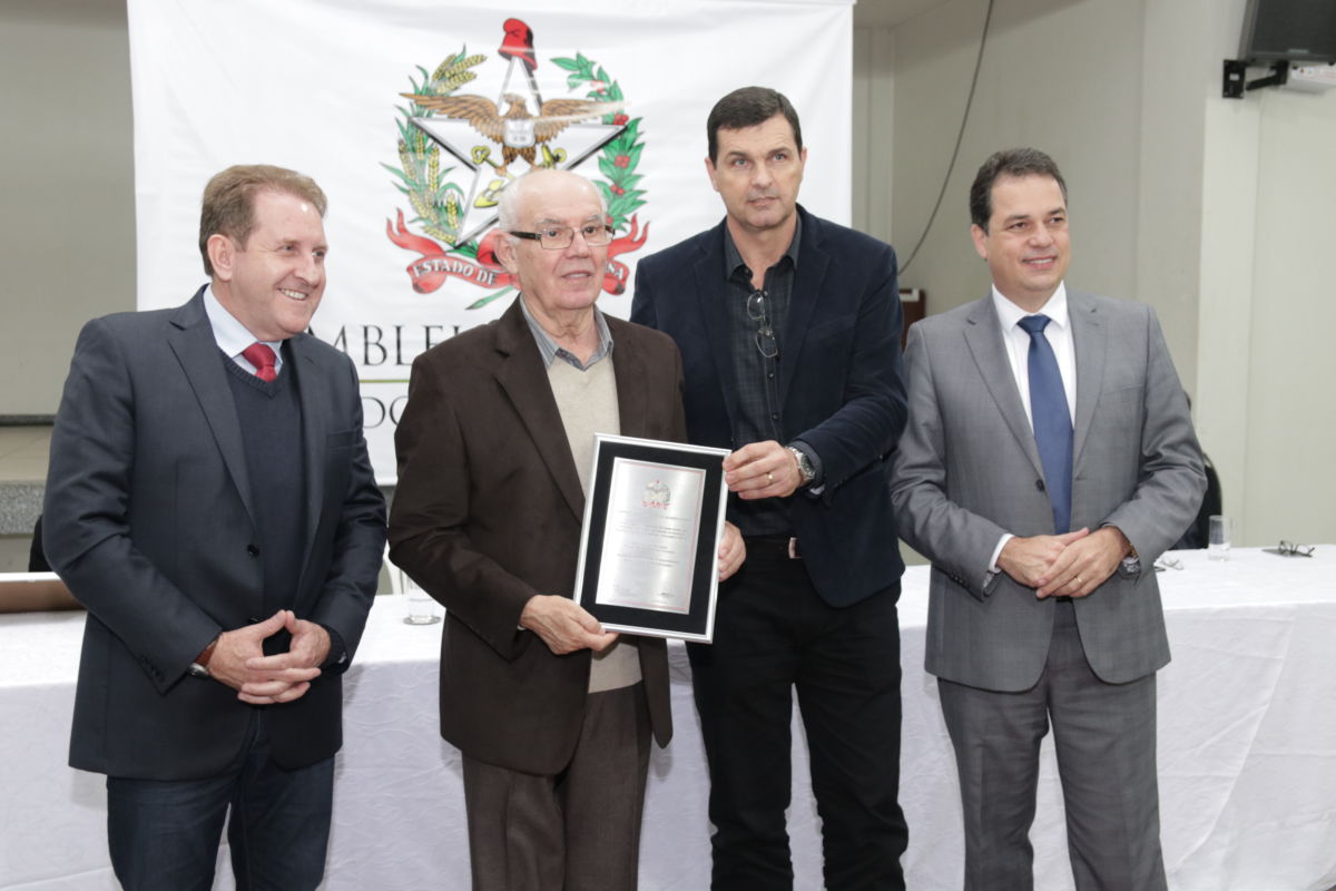 Assembleia Legislativa homenageia os 55 anos do Rui Barbosa