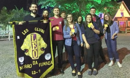 Leo Clube comemora Dia do Amigo com bilhetes em carros e lojas