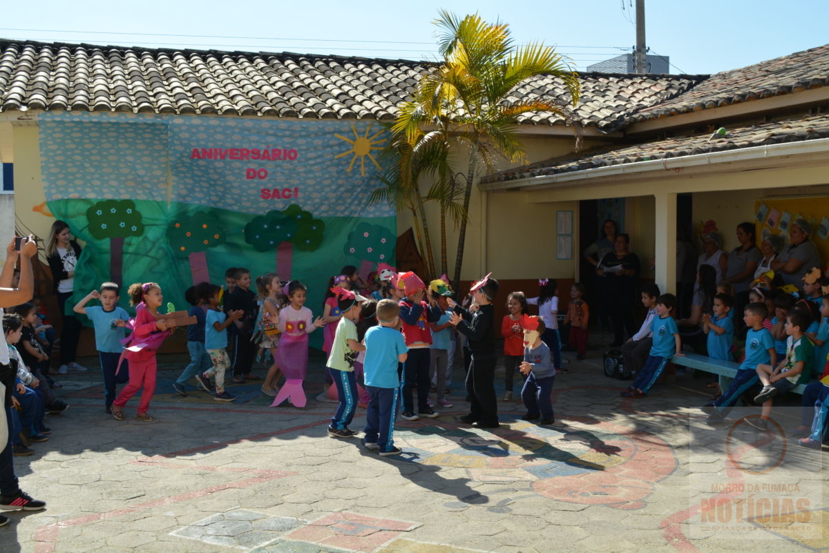 Danças e exposição marcam o Dia do Folclore Brasileiro