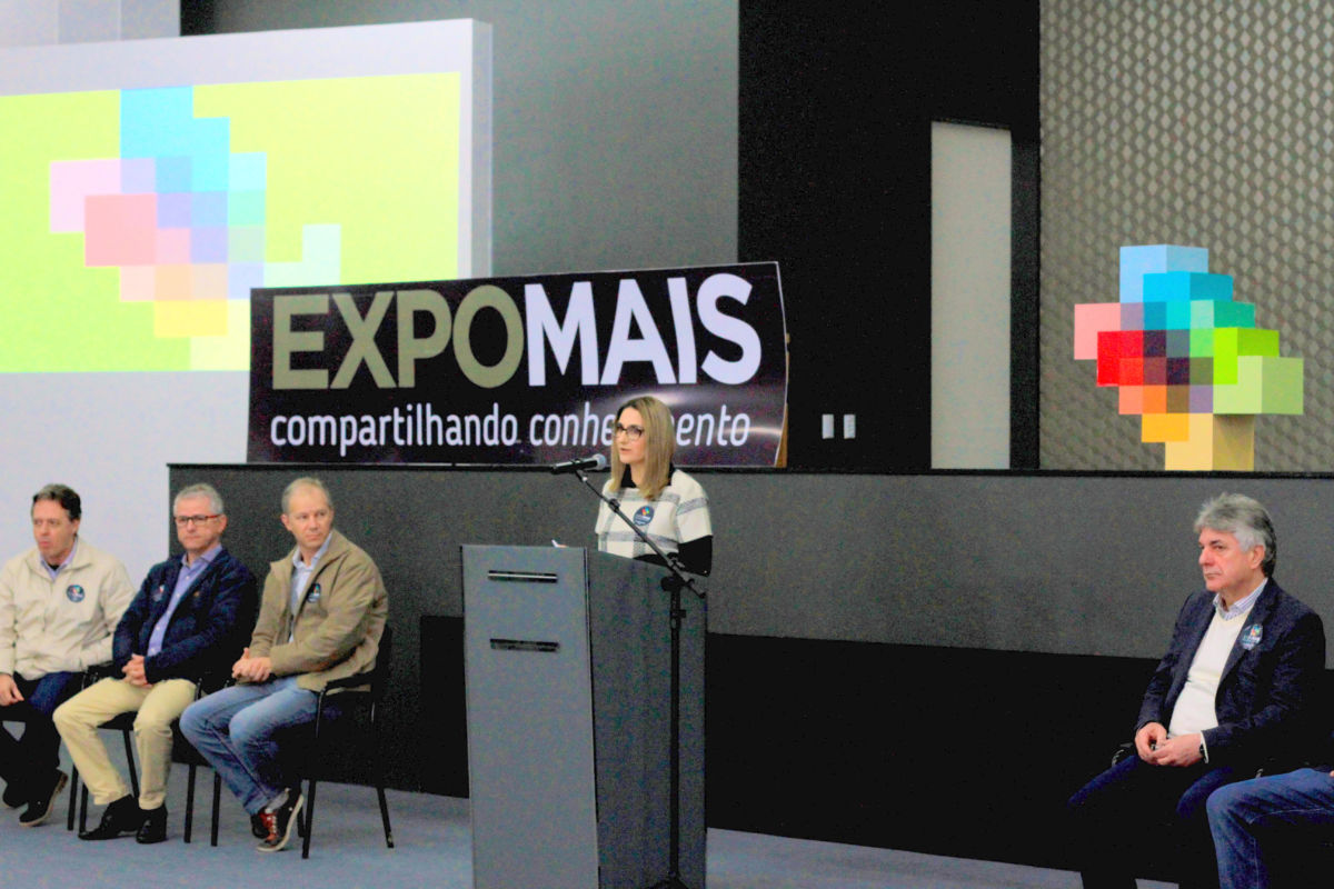 Café da manhã abre as atividades e mostra as novidades da Expomais para 2018