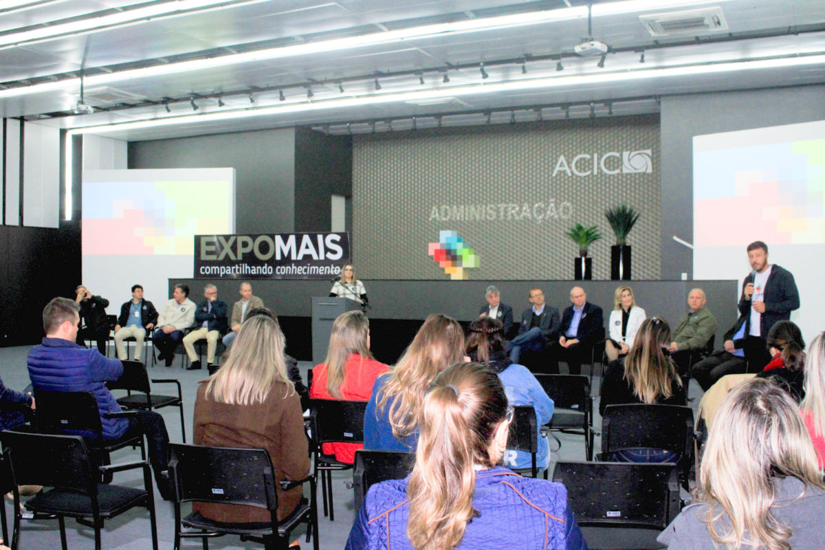 Café da manhã abre as atividades e mostra as novidades da Expomais para 2018