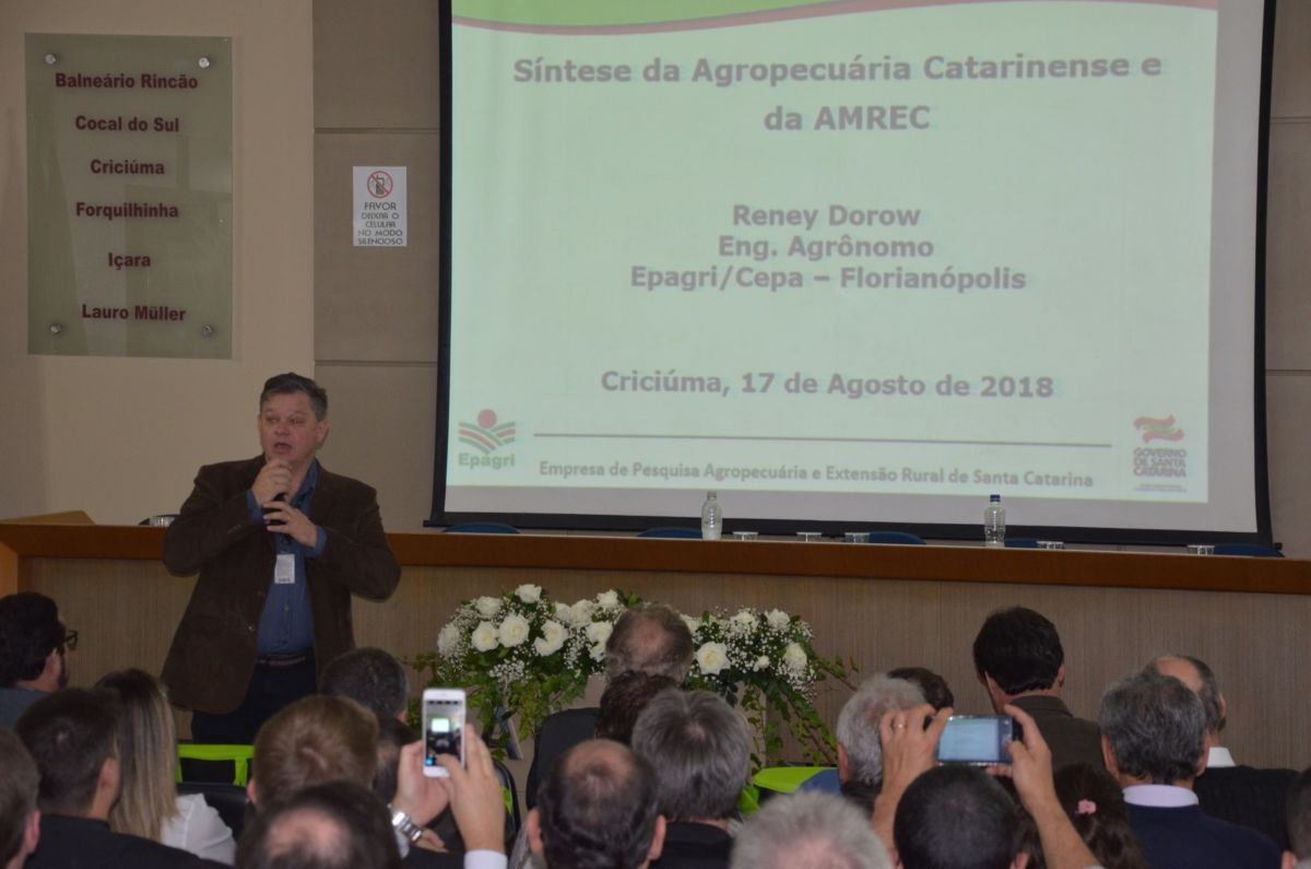 A agricultura familiar é o motor do agronegócio catarinense, diz secretário adjunto em debate na Agroponte 2018