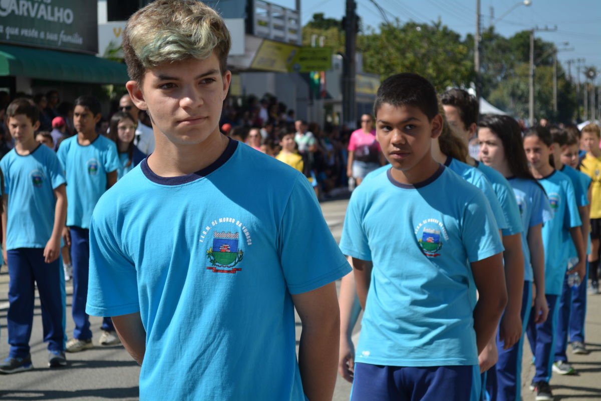 Amor à Pátria e homenagens marcam o Desfile Cívico de Morro da Fumaça