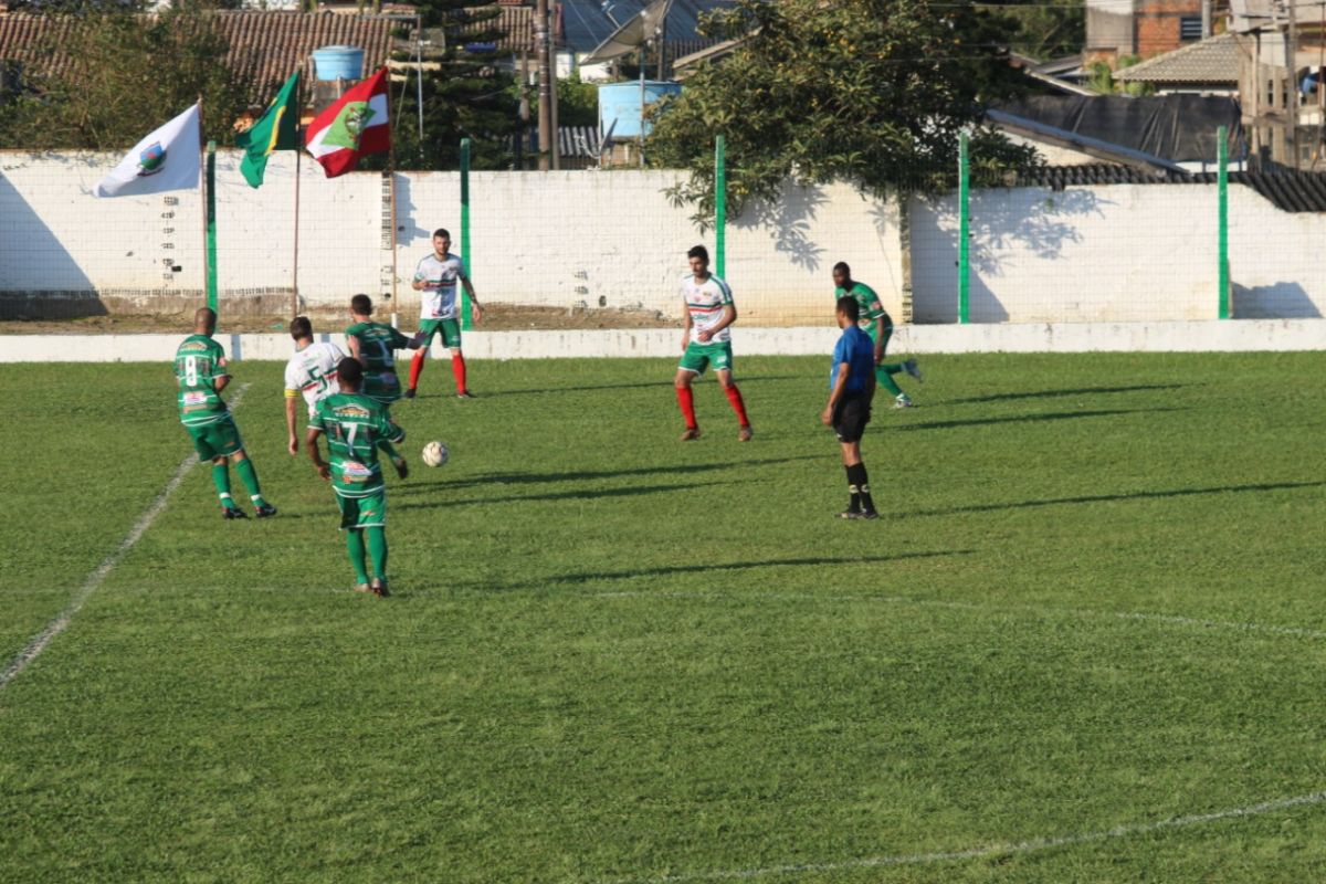 Rui Barbosa vence e está classificado