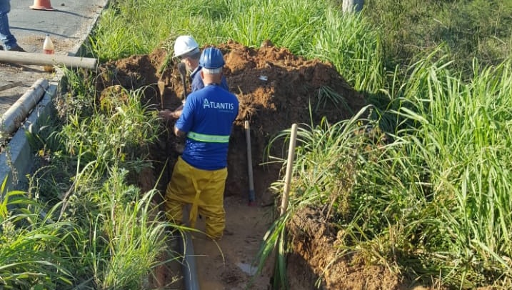 Morro da Fumaça Saneamento conserta vazamento de grandes proporções