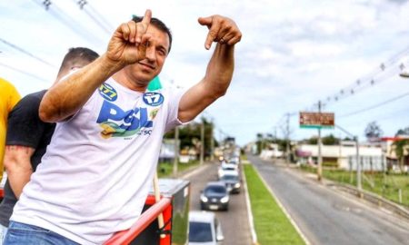 Comandante Moisés faz 75% dos votos em Morro da Fumaça