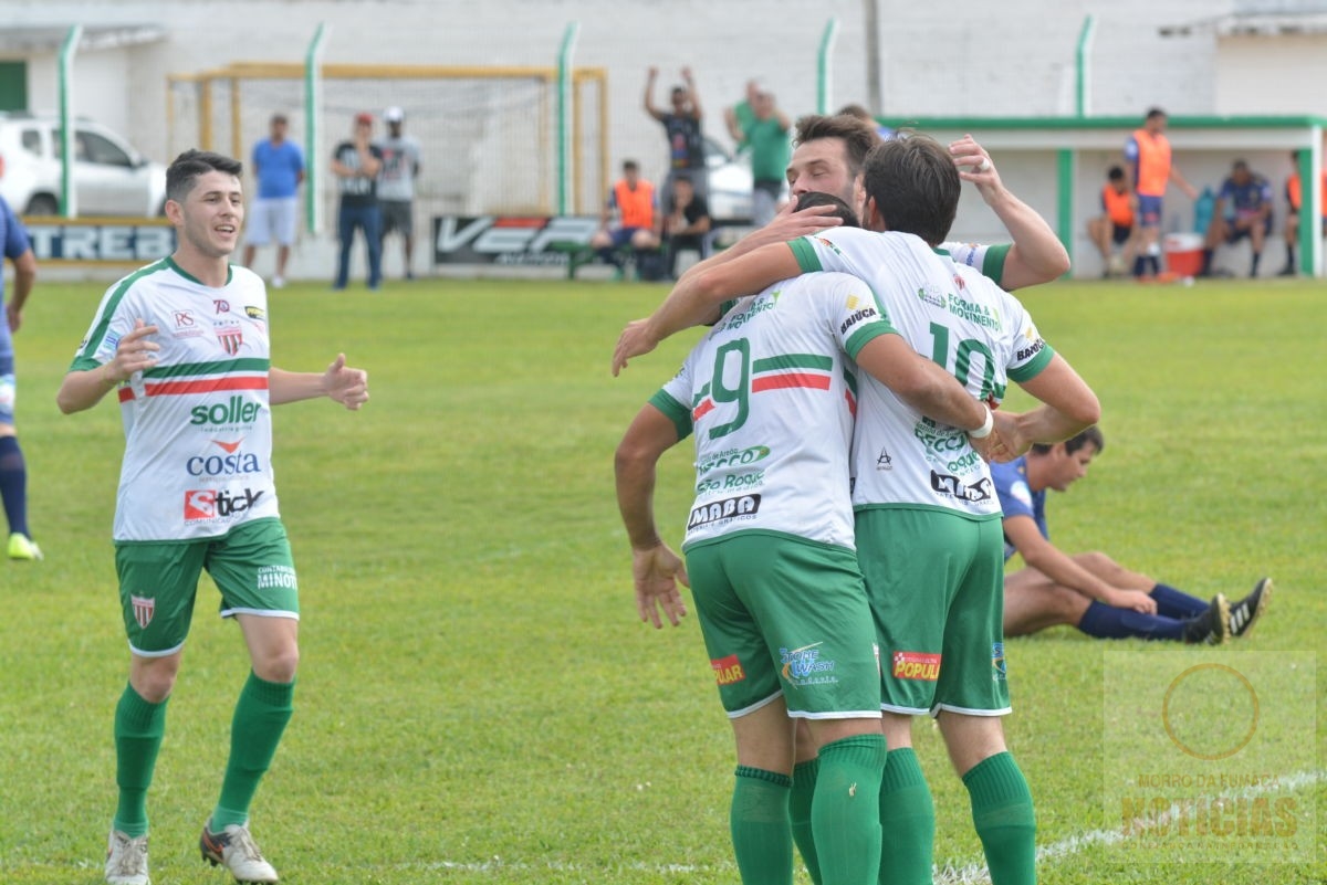 Rui Barbosa goleia e está na semifinal da Larm