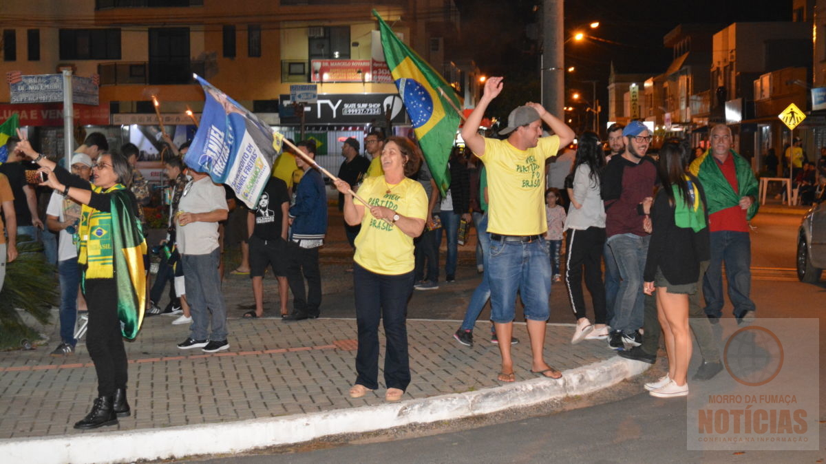 Fumacenses comemoram vitória de Bolsonaro na cidade com 86,47% dos votos