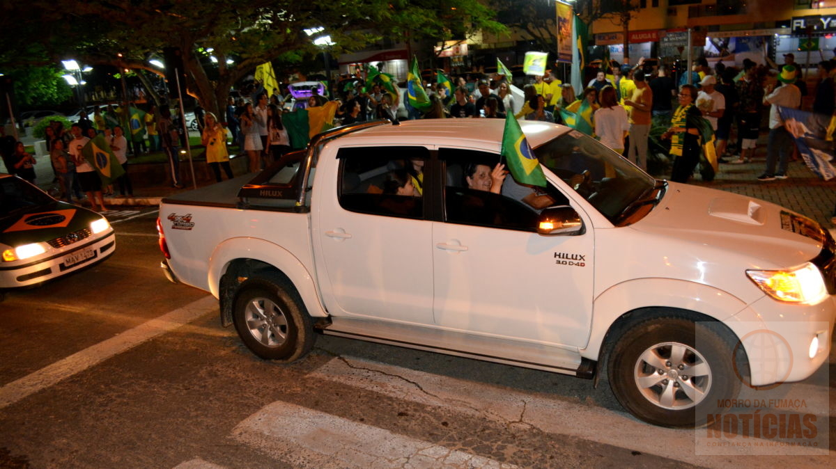 Fumacenses comemoram vitória de Bolsonaro na cidade com 86,47% dos votos