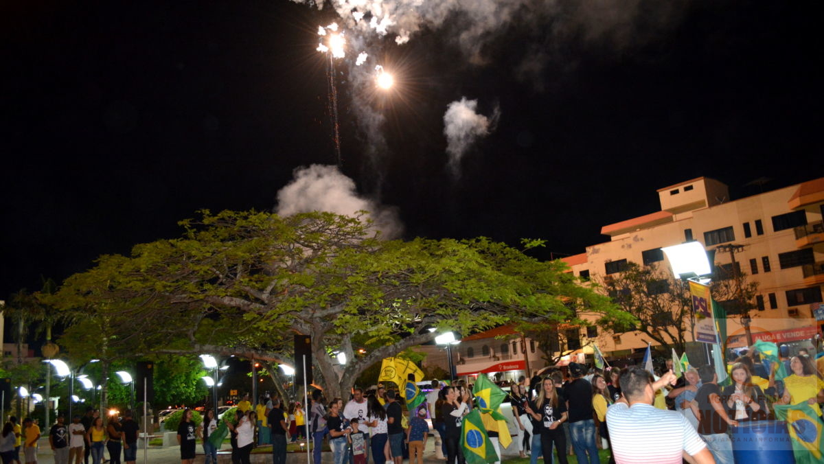 Fumacenses comemoram vitória de Bolsonaro na cidade com 86,47% dos votos