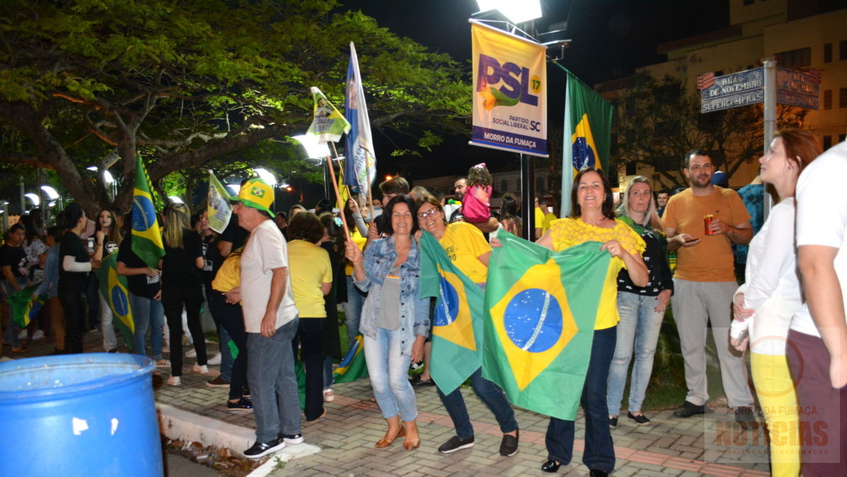 Fumacenses comemoram vitória de Bolsonaro na cidade com 86,47% dos votos